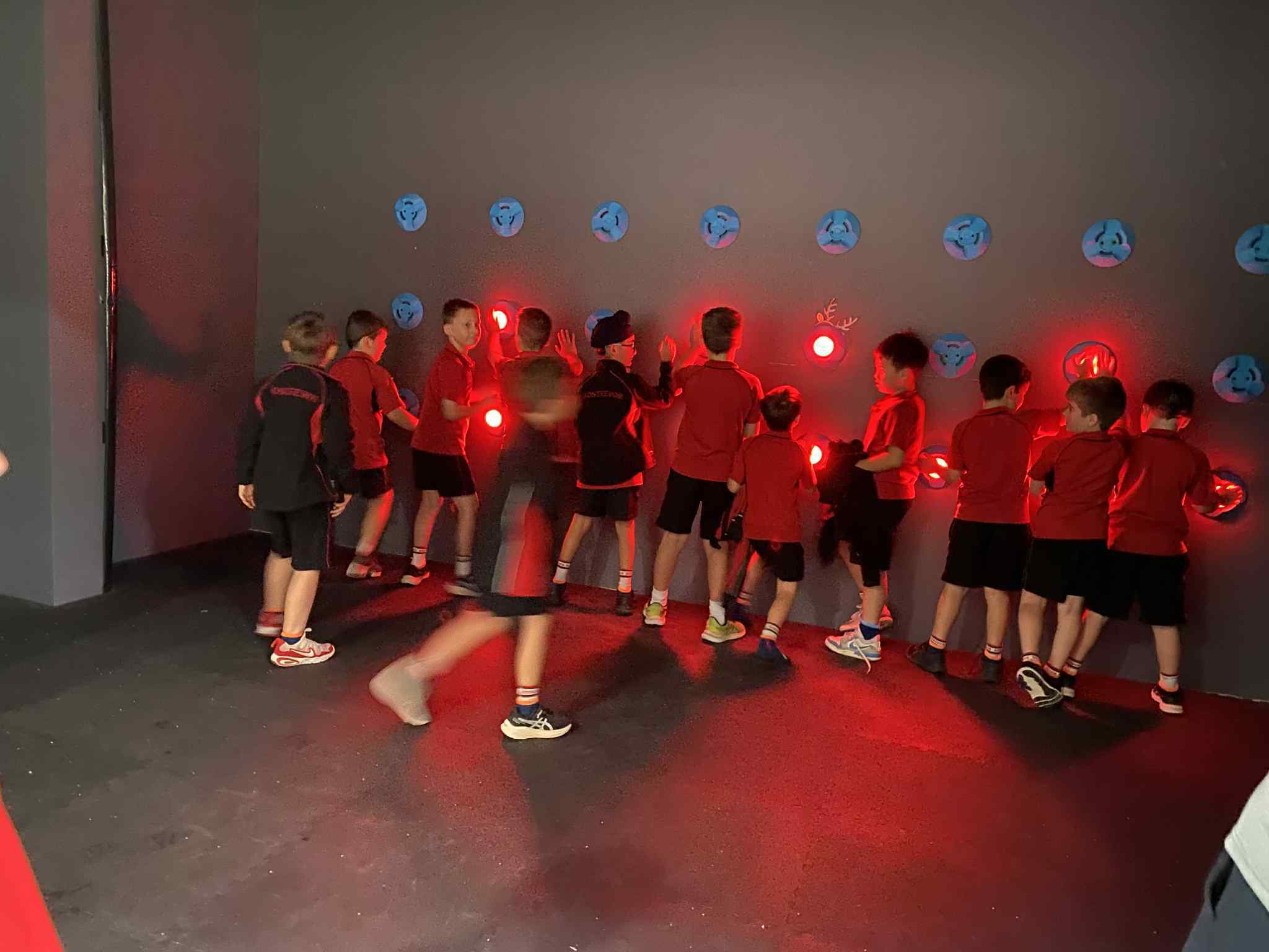 57201a4b 4735 46b6 804c 25f29878ccae